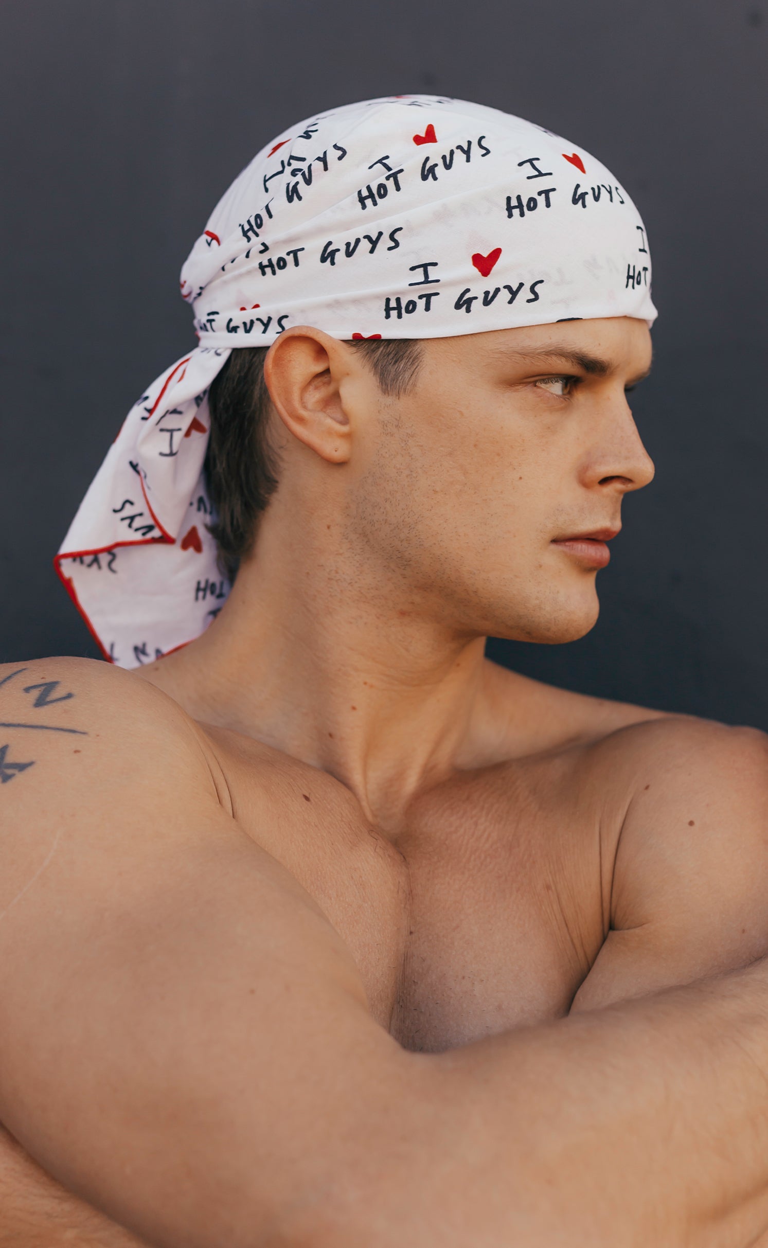 'I ❤️ HOT GUYS' Red Trim Bandana